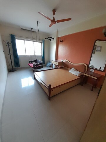 Bedroom in 2 BHK Apartment at Wanowrie – for Rent