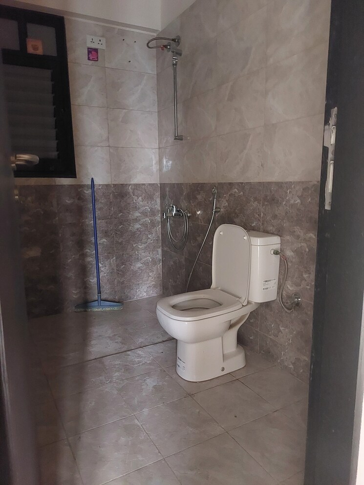 Bathroom, magarpatta-nanded-city-sargam 2 Bedroom 1033 Sq.Ft. Apartment In Sinhagad Pune 7936690