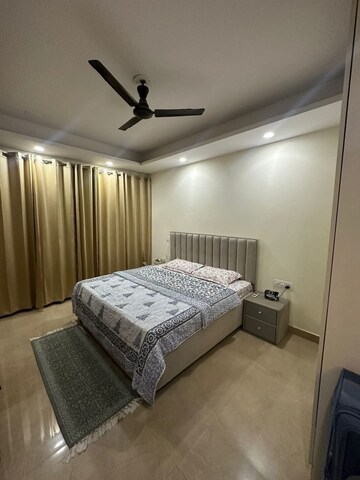 Bedroom in 3 BHK Builder Floor at Sector 9 – for Rent