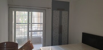 Room in 3 BHK Apartment at Gardenia Golf City, Sector 75 – for Rent