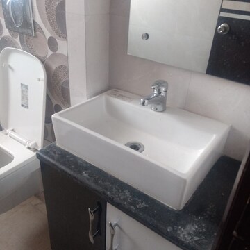 Bathroom in 3 BHK Builder Floor at Sector 45 – for Rent