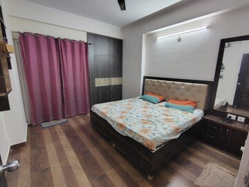 Bedroom in 2.5 BHK Apartment at Hawelia Valenova Park, Tech Zone 4 Greater Noida – for Rent