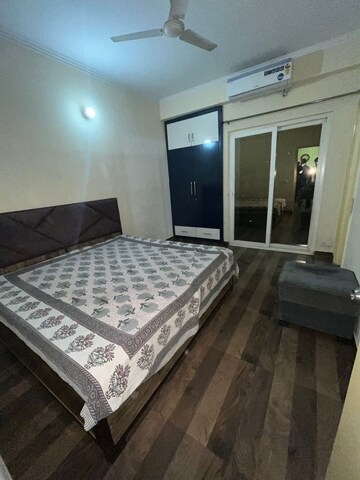 Bedroom in 2.5 BHK Apartment at Hawelia Valenova Park, Tech Zone 4 Greater Noida – for Rent