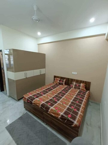 Bedroom in 1 RK Apartment at Sector 18 – for Rent