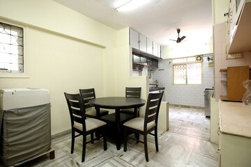 Gym in 3 BHK Apartment at Bandra West – for Rent