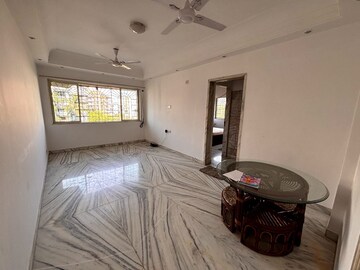 1 BHK Apartment For Rent in Bandra West
