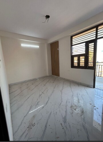 Room in 2 BHK Builder Floor at Saket – for Rent