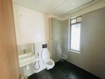 Bathroom in 1.5 BHK Apartment at Dosti West County, Balkum Pada – for Rent