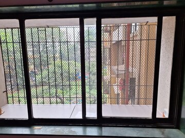 Room in 1 BHK Apartment at Tilak Nagar Building, Tilak Nagar – for Rent