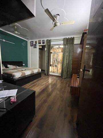 Living Room in 3 BHK Builder Floor at Sainik Colony – for Sale