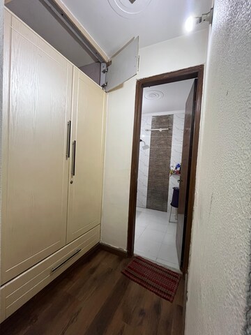 Room in 3 BHK Builder Floor at Sainik Colony – for Sale