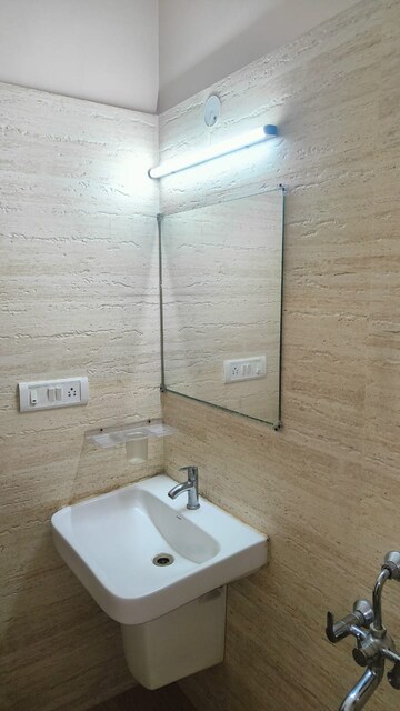 Bathroom in 1 BHK Apartment at Akshayanagar – for Rent