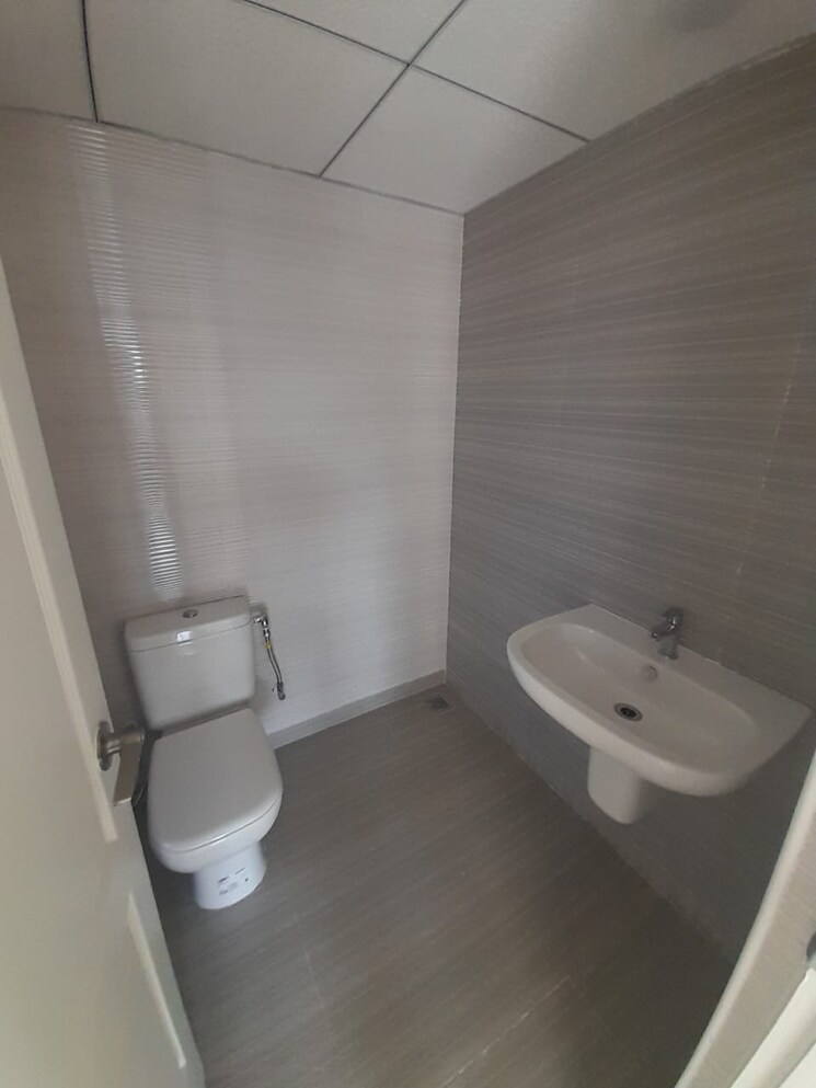 Bathroom, kumar-princetown-royal-b2 2 Bedroom 900 Sq.Ft. Apartment In Undri Pune 7937527