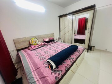 2 BHK Apartment For Rent in Amanora Gold Towers, Hadapsar
