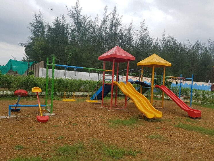 Exterior View, sunrise-castle-patancheruvu  242 Sq.Yd. Plot In Peeranchuruvu Hyderabad 7937695