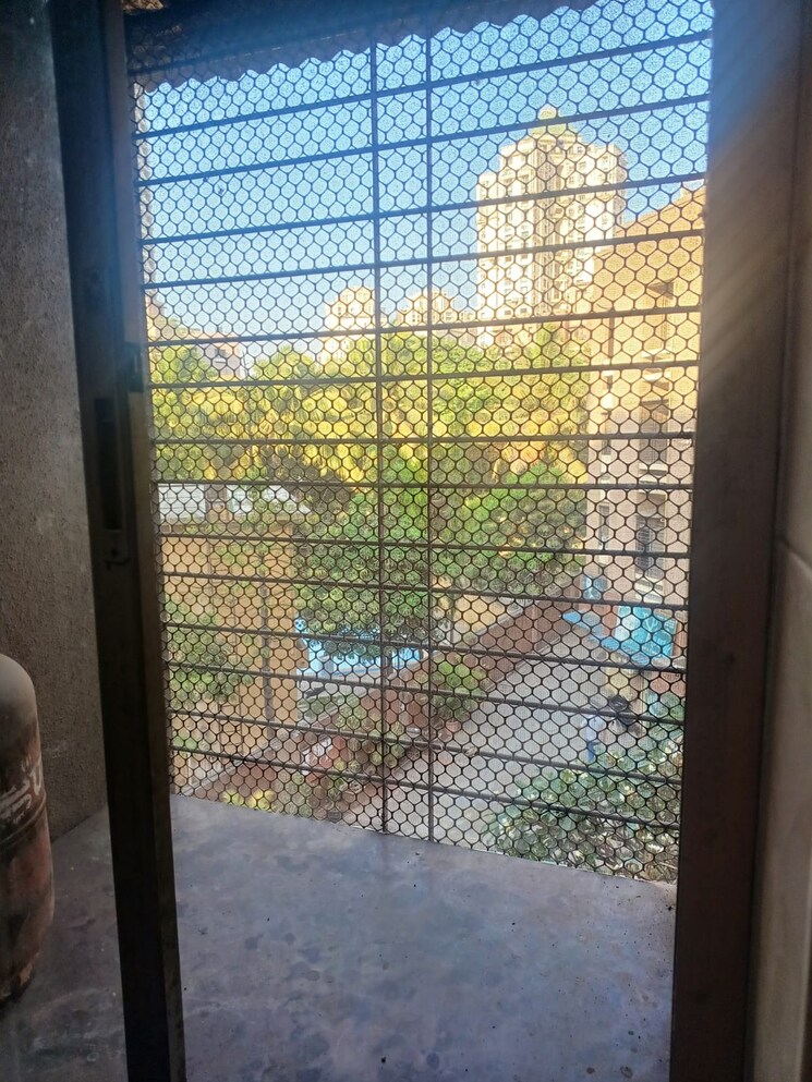 Garden, vasant-leela-complex 2 Bedroom 700 Sq.Ft. Apartment In Vijay Nagari Thane 7937792