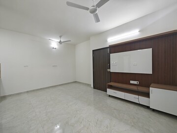 Room in 1 BHK Builder Floor at Kasavanahalli – for Rent