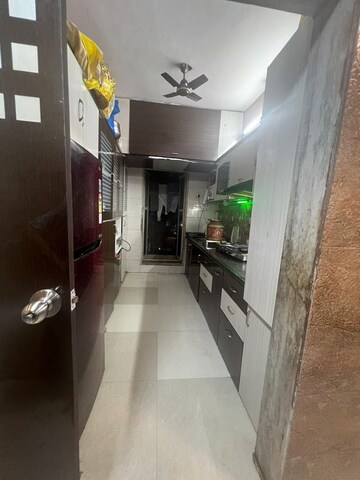 2 BHK Apartment For Rent in Thane West
