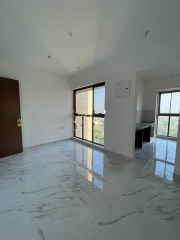 Room in 2 BHK Apartment at Raymond Ten X Habitat, Pokhran Road No 2 – for Rent