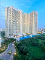 4 BHK + Servant Room 3000 Sq.Ft. Apartment in DLF One Midtown