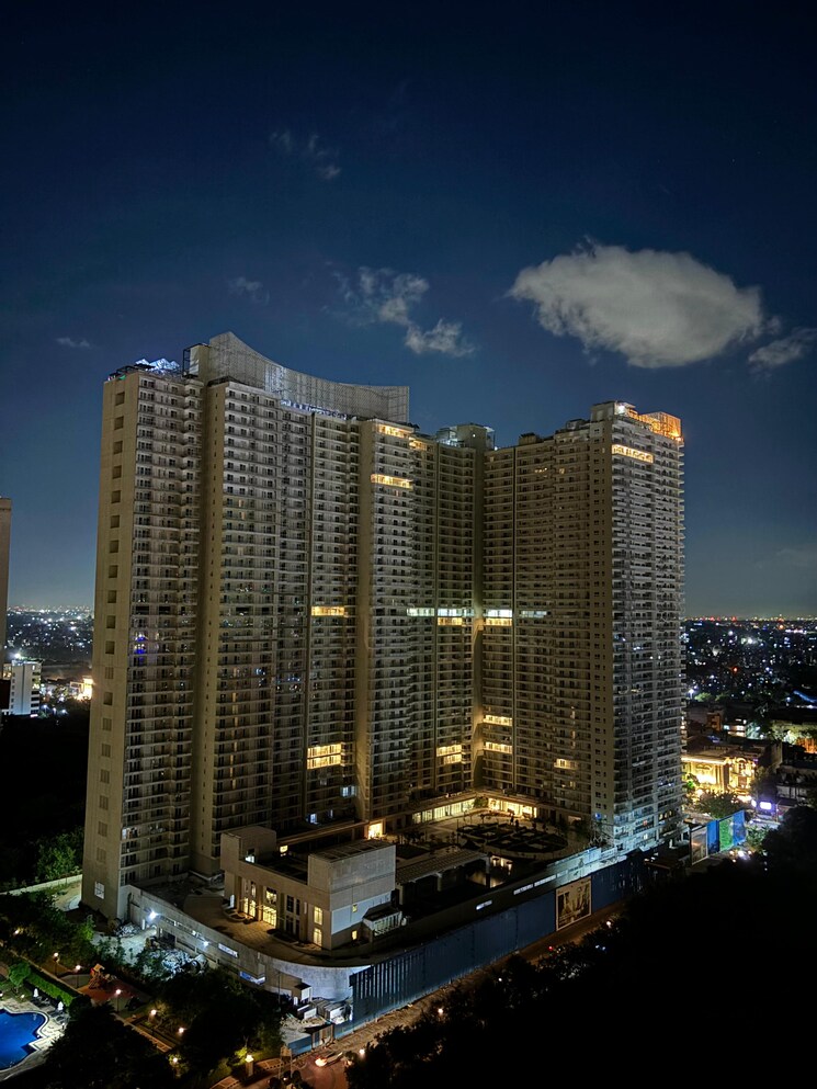 Exterior View, dlf-one-midtown 4 Bedroom 3000 Sq.Ft. Apartment In Moti Nagar Delhi 7937955