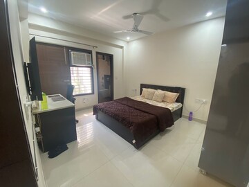 Bedroom in 1 BHK Apartment at Sector 45 – for Rent