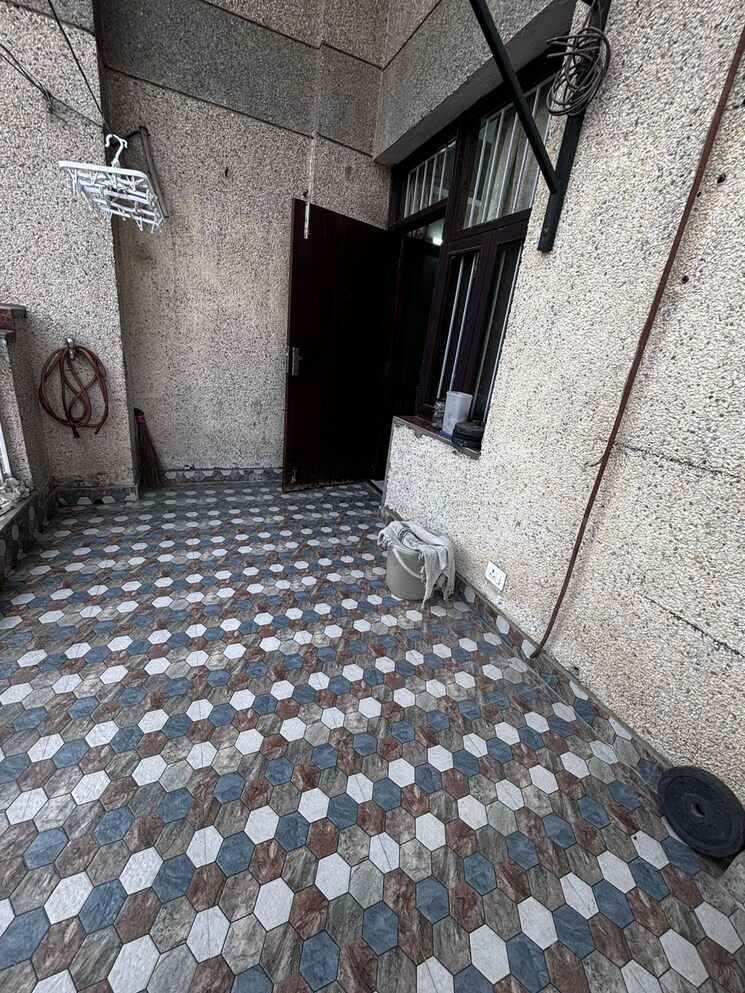 Other, dwarka 3 Bedroom 1800 Sq.Ft. Apartment In Dwarka Delhi 7937957