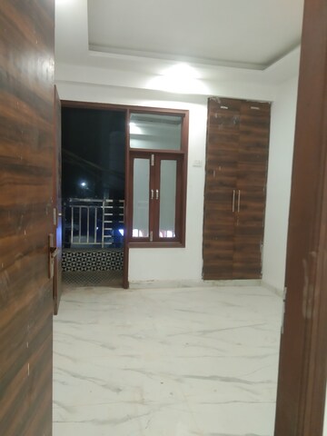 3 BHK Builder Floor For Sale in Chattarpur