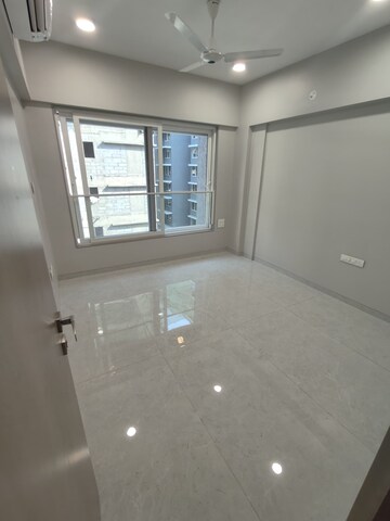3 BHK Apartment For Rent in Wadhwa TW Gardens, Kandivali East
