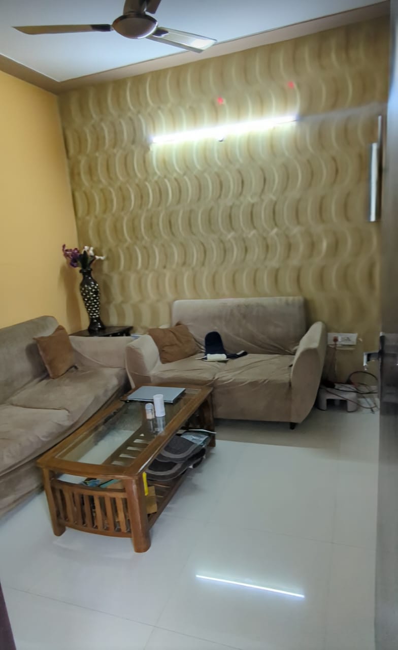 3 BHK + Pooja Room,Study Room,Extra Room 180 Sq.Ft. Builder Floor in BPTP Parkland