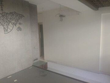 Room in 2 BHK Apartment at Shailesh Apartment, Khar West – for Sale