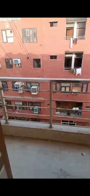 Master Bedroom in 2 BHK Builder Floor at New Ashok Nagar – for Rent