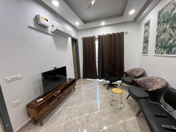 Living Room in 2 BHK Apartment at Sector 57 – for Rent