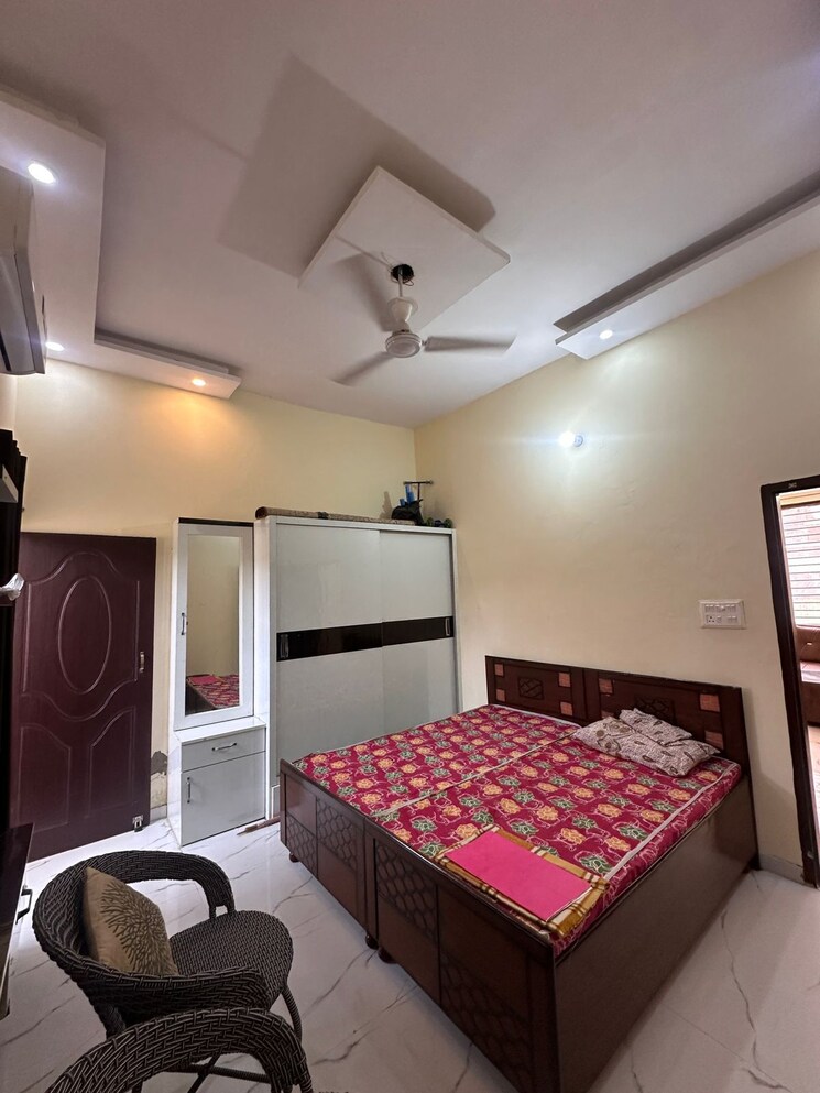 Room, sector 115 2 Bedroom 65 Sq.Yd. Builder Floor In Sector 115 Mohali 7919936