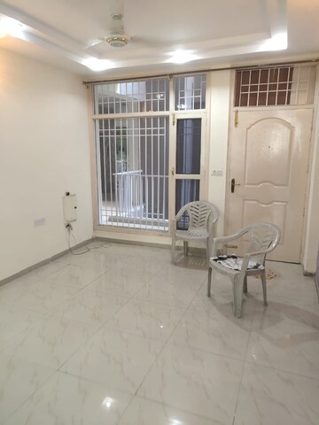 Room in 2 BHK Apartment at Sector 20 – for Rent