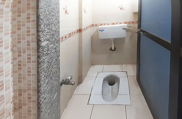 Bathroom in 2 BHK Apartment at Sector 12 Kharghar – for Rent
