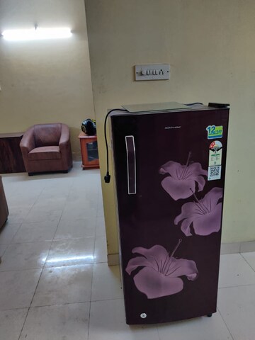 Room in 2 BHK Apartment at Pawar Enclave, Hadapsar – for Rent