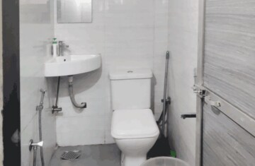 Bathroom in 3 BHK Apartment at Kharghar – for Rent