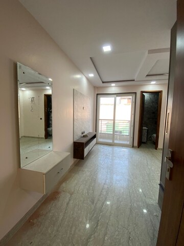 Room in 2 BHK Builder Floor at Ramesh Nagar – for Rent