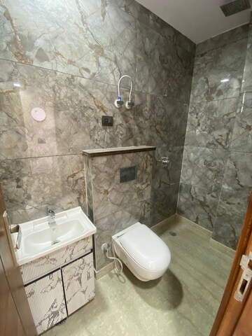 Bathroom in 2 BHK Builder Floor at Ramesh Nagar – for Rent