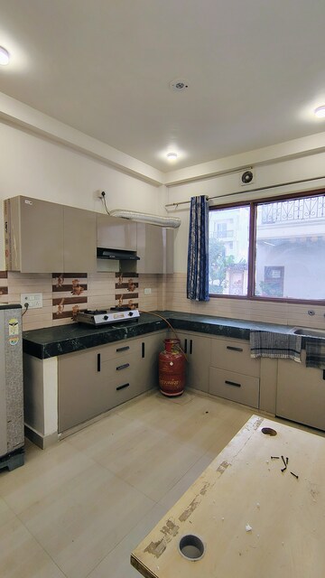 Master Bedroom in 2 BHK Apartment at Hong Kong Bazaar, Sector 57 – for Rent