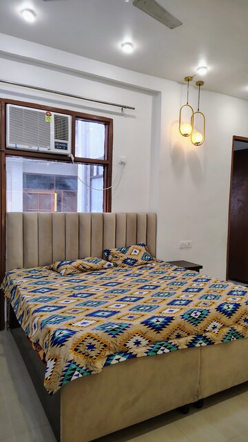 Bedroom in 2 BHK Apartment at Hong Kong Bazaar, Sector 57 – for Rent