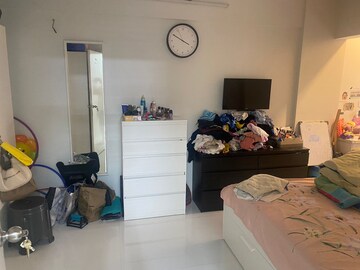 Bedroom in 1 BHK Apartment at Andheri West – for Rent
