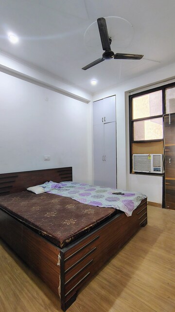 Bedroom in 2 BHK Builder Floor at Ansal Boom Plaza, Sushant Lok Iii – for Rent