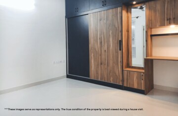Room in 2 BHK Apartment at Marathon Nexzone, New Panvel – for Rent