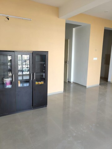 Room in 3 BHK Apartment at Sushma Elite Cross, Dhakoli Village – for Rent
