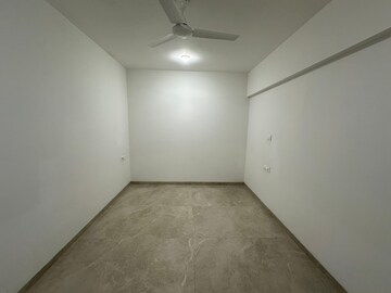 Bedroom in 1 BHK Apartment at Andheri West – for Rent