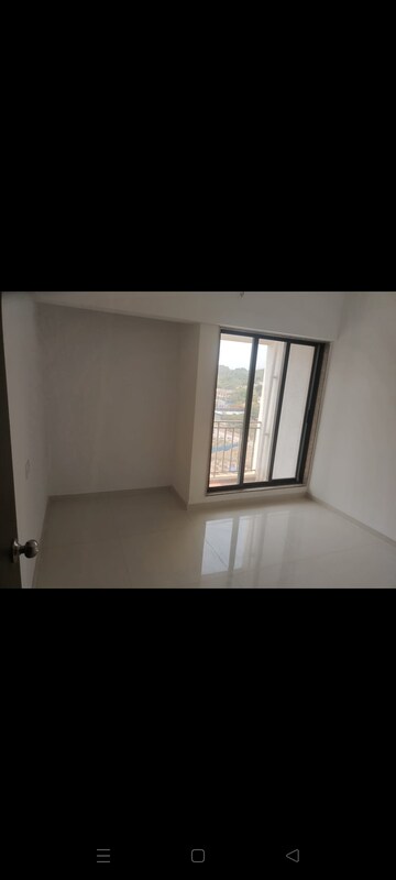 Bedroom in 2 BHK Apartment at Tiara Hills, Mira Road – for Rent