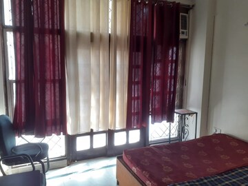 Bedroom in 3 BHK Builder Floor at Old Rajinder Nagar – for Rent