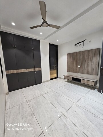 Kitchen in 3 BHK Builder Floor at Mahavir Enclave – for Sale